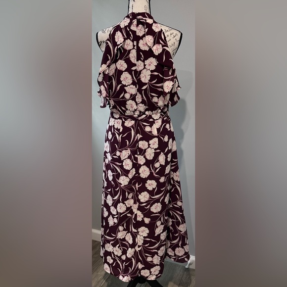 🌸 LC Lauren Conrad Runway Burgundy Floral Chiffon Ruffled Halter🌸 - Picture 4 of 10